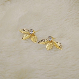 Brinco 2 em 1 Folha com Ponto de Luz Cristal