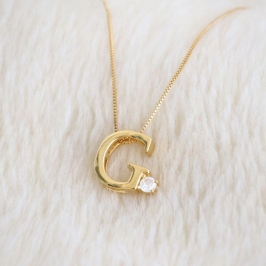 Colar Letra G Com Ponto Zirconia