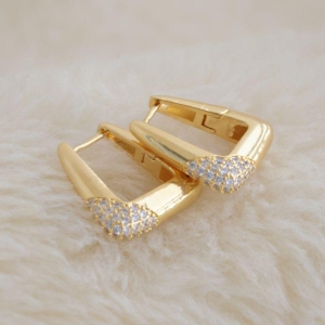 Argolinha Quadrada Canto Zirconia