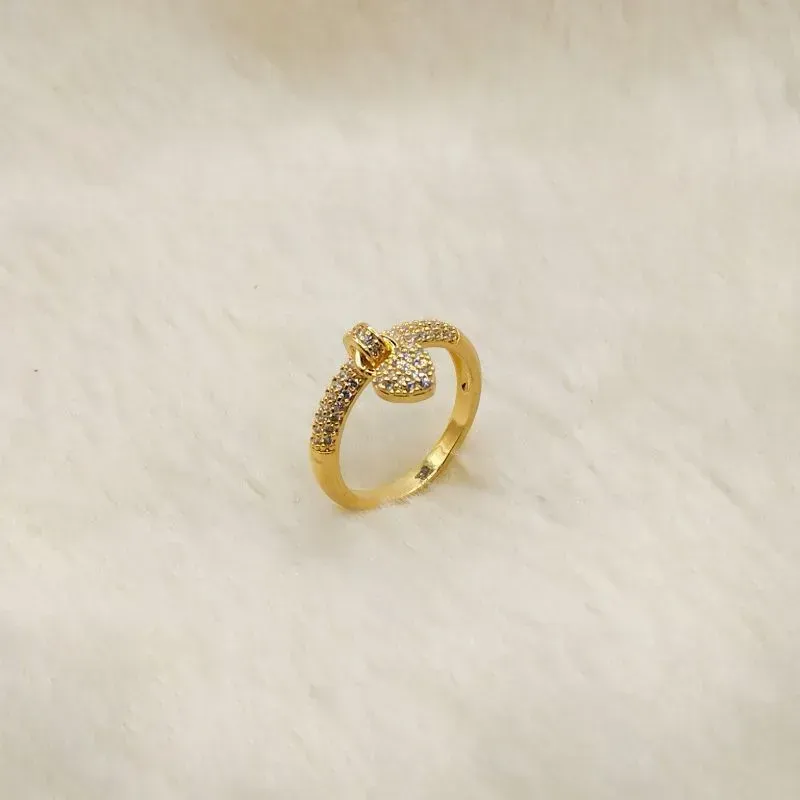 Anel Aro em Zircônia Cristal com Pingente Coração