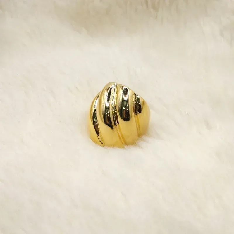 Anel Orgânico Largo Liso