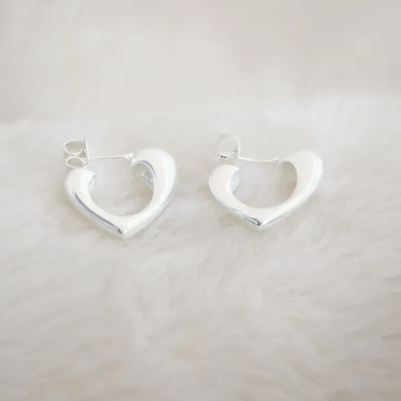 Argolinha Coração Liso Maciço