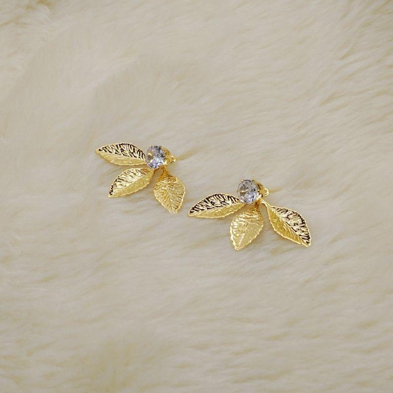 Brinco 2 em 1 Folha com Ponto de Luz Cristal