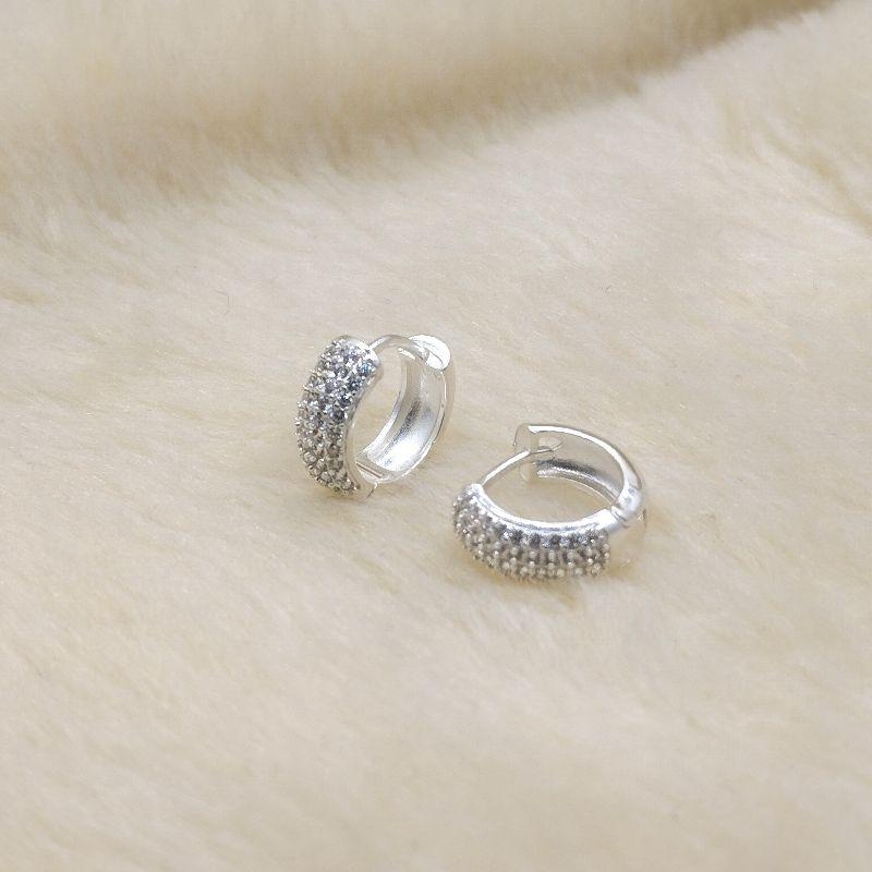 Brinco Argolinha Click Cravejado Cristal