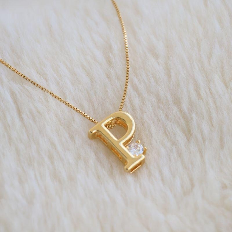 Colar Letra P Com Ponto Zirconia