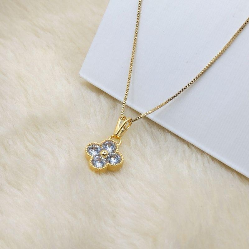 Colar Veneziana com Pingente Van Cleef Cristal