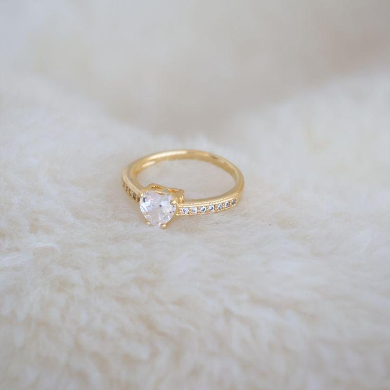 Anel Zirconia Coração Cravejado