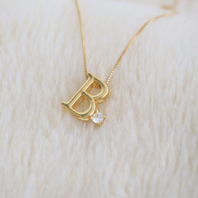 Colar Letra B Com Ponto Zirconia