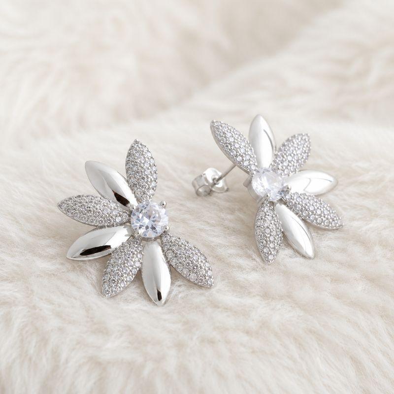 Brinco Flor Petala Lisa/Microzirconia